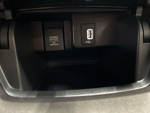 Used 2019 Honda Accord Hybrid image 21