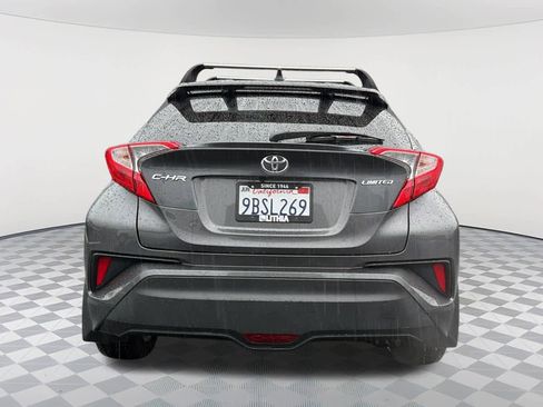 Used 2022 Toyota C-HR Limited image 6