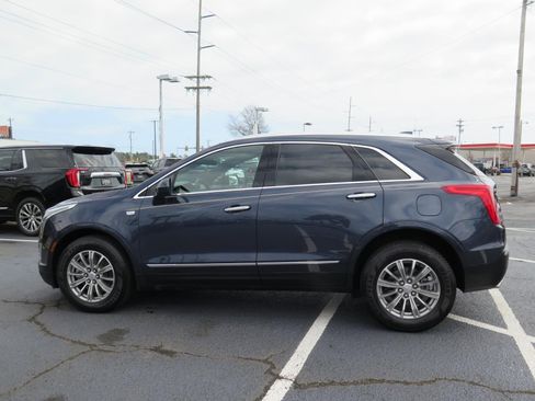 Used 2018 Cadillac XT5 Luxury w/ Driver Awareness Package image 6