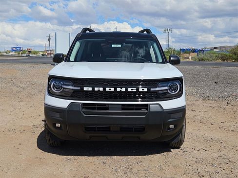 New 2025 Ford Bronco Sport Outer Banks image 2