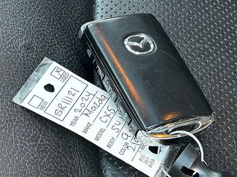 Used 2024 MAZDA CX-5 Carbon Edition image 54