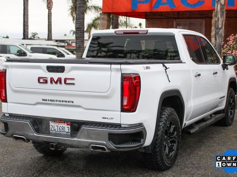 Used 2022 GMC Sierra 1500 SLT w/ X31 Off-Road Package image 9