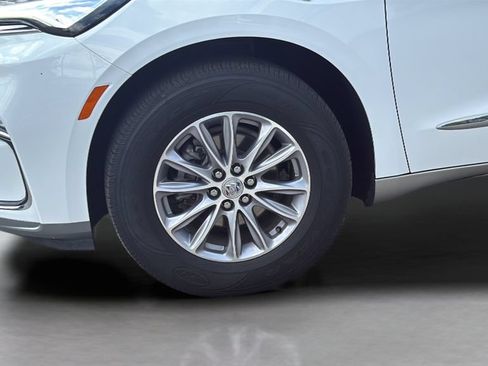 Used 2024 Buick Enclave Premium FWD image 9