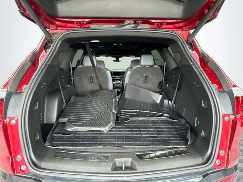 Used 2022 Buick Enclave Premium w/ Surround and Sites Package AWD/4WD image 25