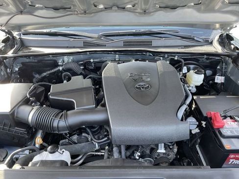 Certified 2023 Toyota Tacoma SR5 w/ Technology Package image 11