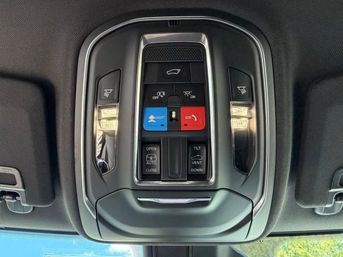 New 2026 Jeep Grand Cherokee Altitude AWD/4WD image 24