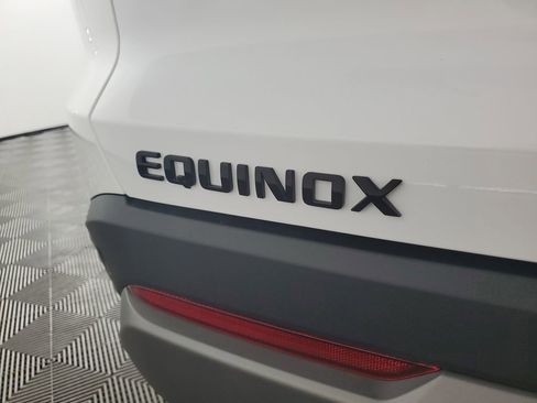 New 2026 Chevrolet Equinox LT image 30