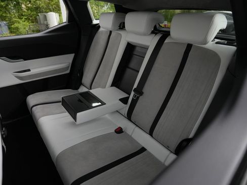 Used 2023 Fisker Ocean Extreme AWD/4WD image 24