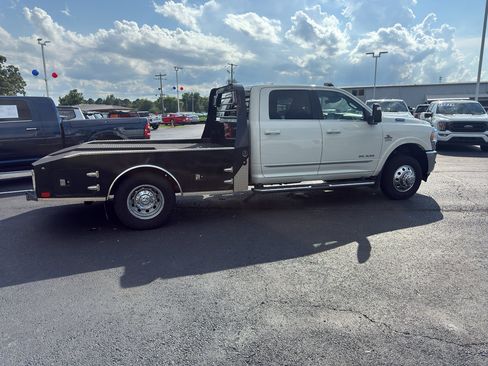 Used 2023 RAM 3500 Limited AWD/4WD image 4