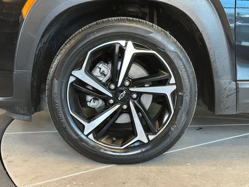 Used 2022 Chevrolet TrailBlazer RS w/ Convenience Package FWD image 25