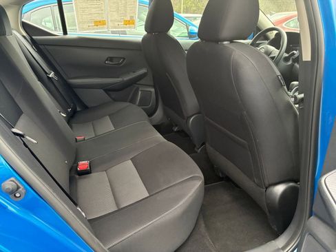 Used 2025 Nissan Sentra SV image 38