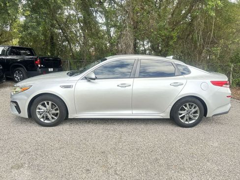 Used 2019 Kia Optima LX FWD image 4