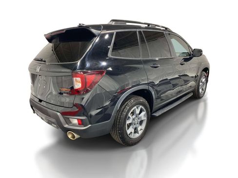 Used 2023 Honda Passport TrailSport image 4