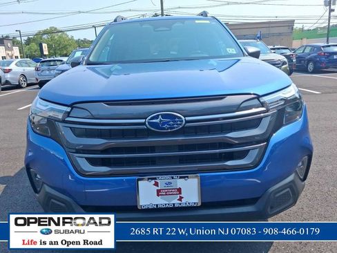 Used 2026 Subaru Forester Premium AWD/4WD image 8