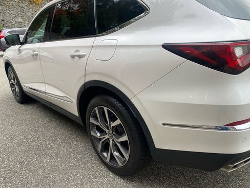 Used 2024 Acura MDX SH-AWD w/ Technology Package image 40