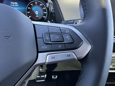 New 2026 Volkswagen Atlas Cross Sport SEL R-Line image 10