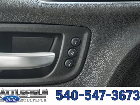 Used 2017 Dodge Charger SXT w/ AWD Plus Group image 40