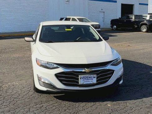 Certified 2020 Chevrolet Malibu LS image 3