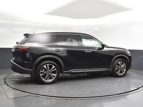 Certified 2025 INFINITI QX60 Luxe image 8