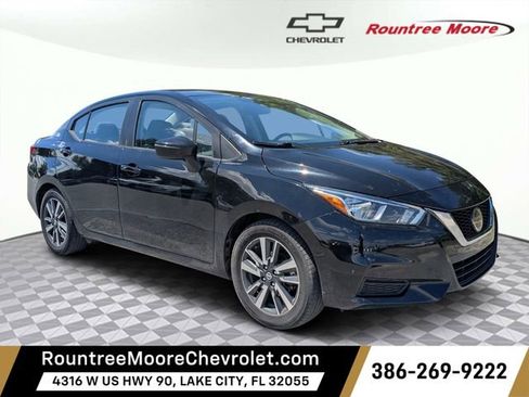 Used 2021 Nissan Versa SV FWD image 1