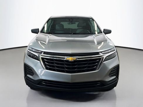 Used 2023 Chevrolet Equinox LS FWD image 2