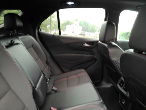 Used 2023 Chevrolet Equinox RS AWD/4WD image 18
