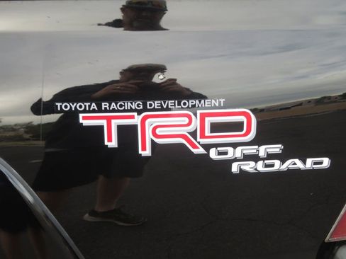 Used 2011 Toyota Tacoma PreRunner w/ TRD Off-Road Pkg w/JBL Audio image 13