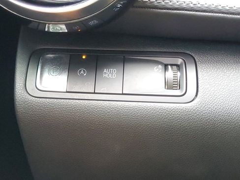 Certified 2025 Chevrolet Equinox LT w/ Safety and Technology Package FWD image 25