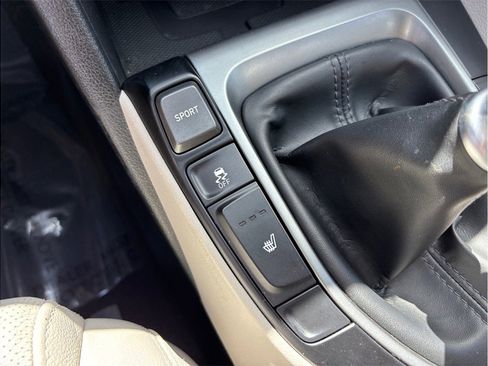 Used 2019 Hyundai Veloster Turbo Ultimate image 30