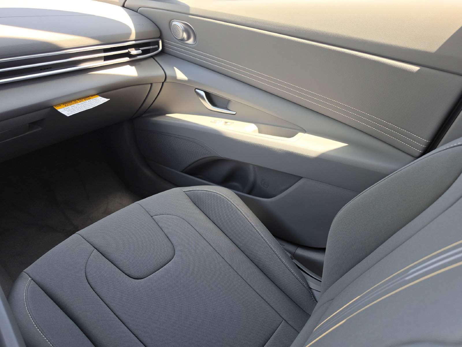 New 2026 Hyundai Elantra Sport w/ Cargo Package FWD image 18
