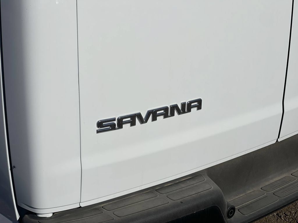 New 2025 GMC Savana 2500 Extended w/ Driver Convenience Package RWD image 31