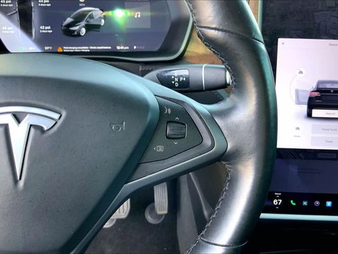 Used 2018 Tesla Model X 100D image 23