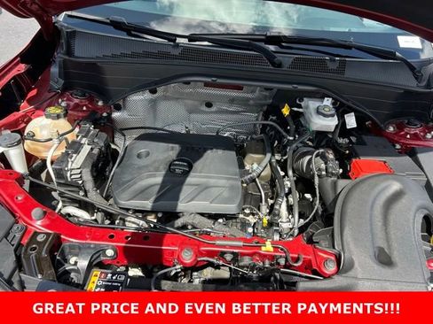 Used 2023 Chevrolet TrailBlazer RS w/ Sun and Liftgate Package FWD image 11