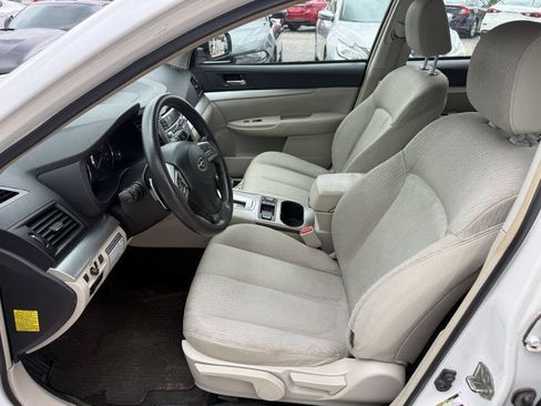 Used 2012 Subaru Outback 2.5i w/ Alloy Wheel Pkg AWD/4WD image 13