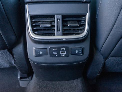 Used 2024 Subaru Outback Touring AWD/4WD image 32