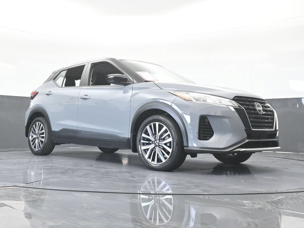 Used 2023 Nissan Kicks SV FWD image 61