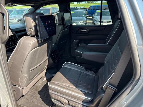 Used 2026 GMC Yukon AT4 Ultimate AWD/4WD image 54