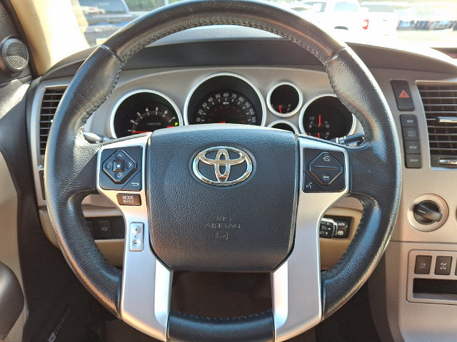 Used 2014 Toyota Sequoia Limited AWD/4WD image 21