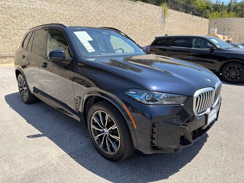 Certified 2024 BMW X5 xDrive40i w/ M Sport Package AWD/4WD image 4