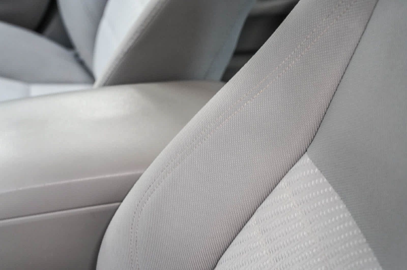Used 2016 Toyota Camry LE FWD image 19