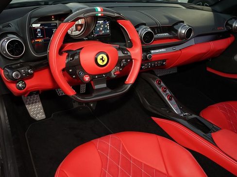 Used 2023 Ferrari 812 GTS image 12