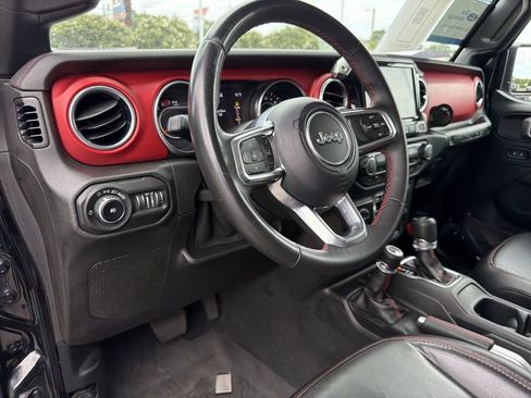 Used 2019 Jeep Wrangler Unlimited Rubicon w/ Safety Group AWD/4WD image 12