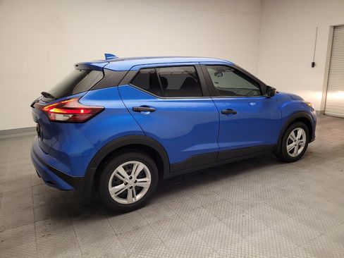 Used 2022 Nissan Kicks S FWD image 10