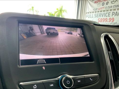 Used 2024 Chevrolet Equinox LT AWD/4WD image 12