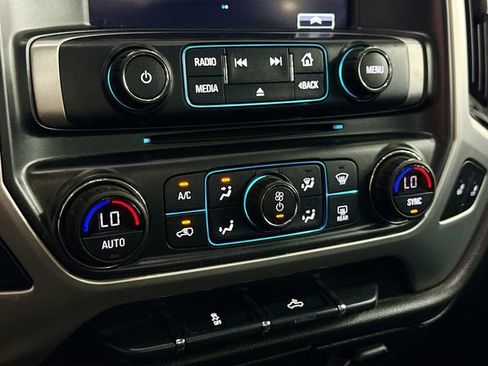 Used 2018 GMC Sierra 1500 SLE w/ SLE Value Package AWD/4WD image 16