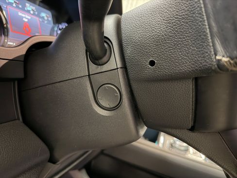 Used 2018 Ford Expedition Max Limited AWD/4WD image 19