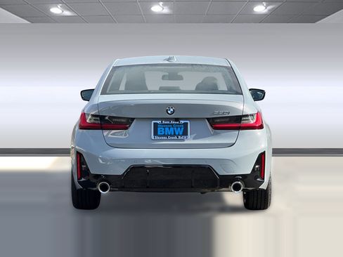 Used 2026 BMW 330i Sedan w/ M Sport Package RWD image 9