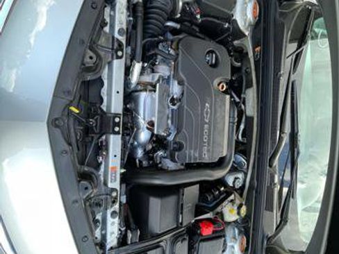 Used 2017 Chevrolet Malibu LT w/ LPO, Convenience Package 2 image 15