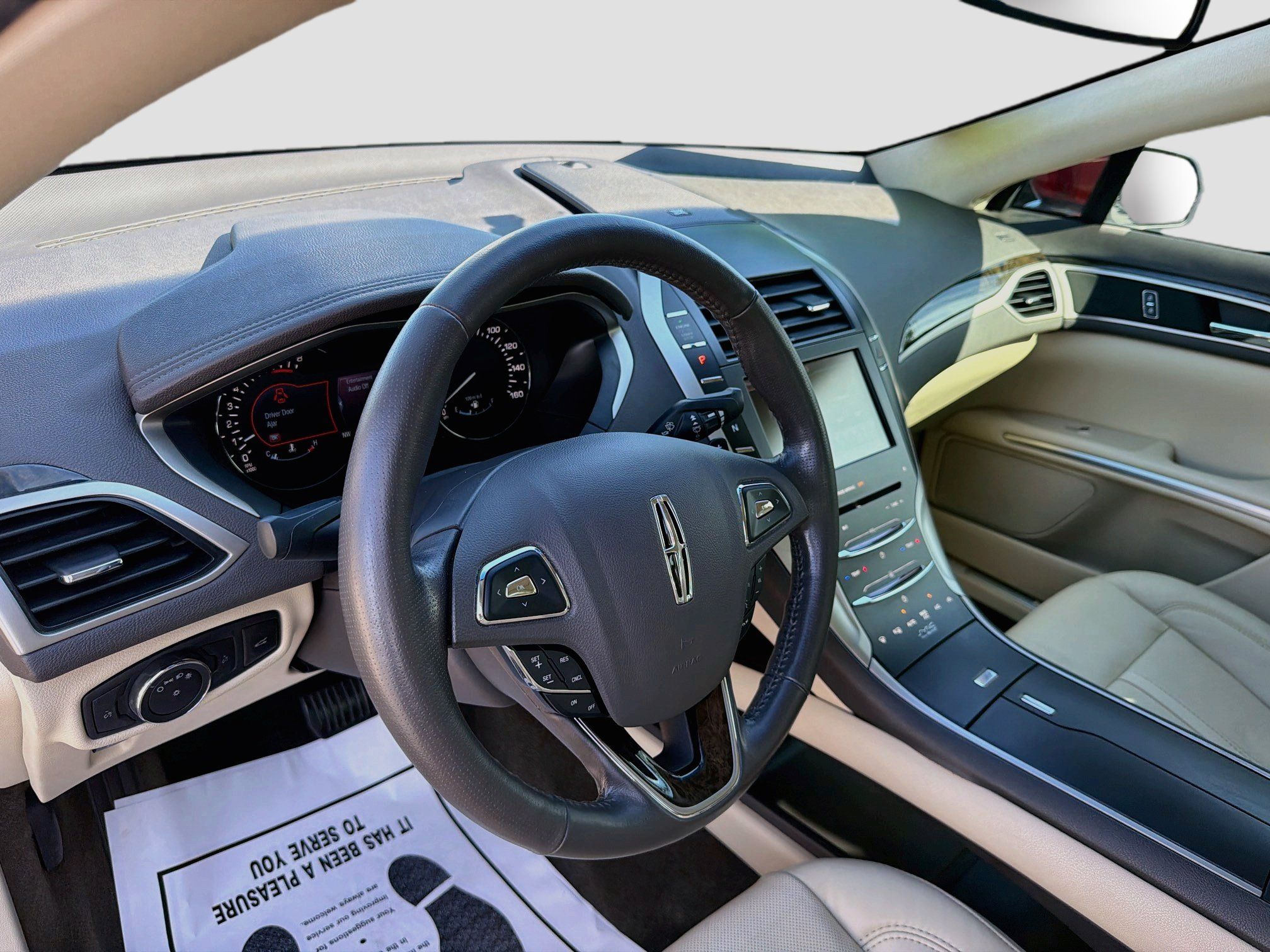 Used 2013 Lincoln MKZ FWD image 9