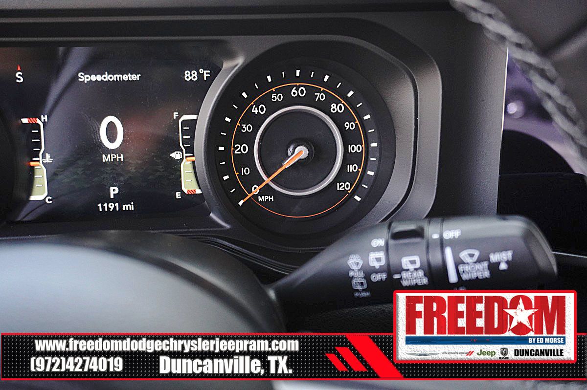 Used 2026 Jeep Wrangler Unlimited Rubicon AWD/4WD image 32